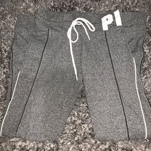 VICTORIA SECRET PINK LEGGINGS